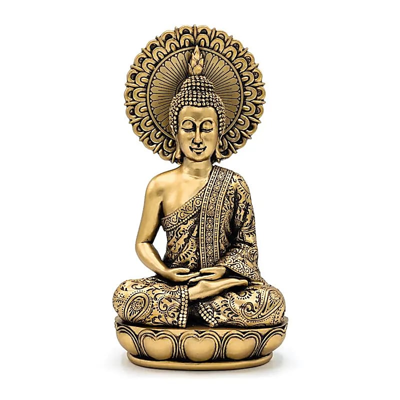 Buddha dorato in meditazione